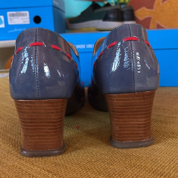 Fluevog Blue & Red Cavalieri w11 - Picture 5 of 8